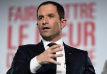 Présidentielle française 2017 Benoît Hamon : frondeur en France, inaudible en Afrique
