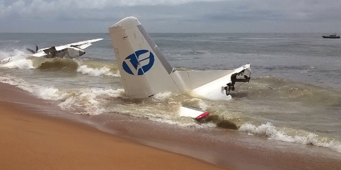 Cote-d-Ivoire-des-Francais-blesses-dans-le-crash-mortel-d-un-avion-a-Abidjan