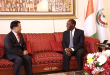 Entretien du Président de la République, S.E.M. Alassane OUATTARA, avec le Directeur Général de l’ONUDI, M. Li Yong, ce jeudi 28 mars 2019, au Palais de la Présidence de la République