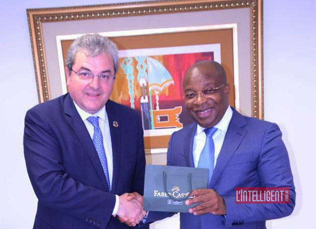 Tourisme - Ambassadeur Ion Vilcur et le Ministre Siandou Fofana