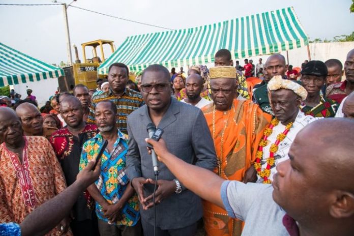 Akoupe-Ministre-Amede-Kouakou
