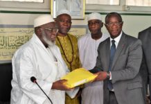 Ramadan : le Premier Ministre Amadou Gon Coulibaly fait un don de 10 millions de FCFA au COSIM.