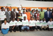 256 millions de francs à 538 jeunes de Cocody – Kandia Camara : “ “Non’’ à l’immigration clandestine, et “Oui’’ au bonheur ici en Côte d’Ivoire