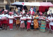Williamsville : sourire de Noël pour 256 enfants avec l’amicale des jeunes pour la renaissance