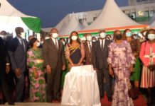 Autour de ces illuminations (…) notre force réside dans notre solidarité (Abidjan ville lumières 2020 Yolande Bakayoko, représentant la Première dame, Dominique Ouattara)