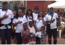 L'Ong, “la main sur le cœur” a procédé à la distribution de 300 kits alimentaires aux enfants défavorisés de la commune de Koumassi