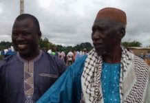 Dans le cadre de son programme d’assistance en cette période de ramadan, Kignéman Koné, adjoint au maire de Fronan, par ailleurs cadre du Rhdp à Bouaké
