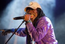 Alpha Blondy annonce son prochain album depuis son confinement Covid19 et dit “No comment” après le mariage de Soukheïna