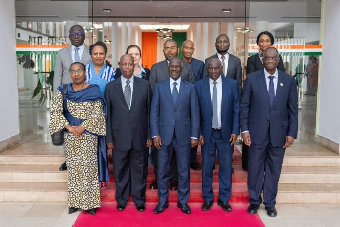 Le Représentant spécial du Secrétaire général des Nations Unies pour l'Afrique de l'Ouest et le Sahel, Leonardo Santos Simão rencontre le bureau de l'Assemblée nationale présidé par Adama Bictogo (Abidjan, 18/09/2025)