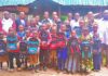 Bouaké – Rentrée scolaire 2026-2027: Paul Dakuyo remet 5 000 kits scolaires aux élèves