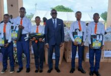 Yamoussoukro : 3 000 kits scolaires remis aux élèves vulnérables et méritants